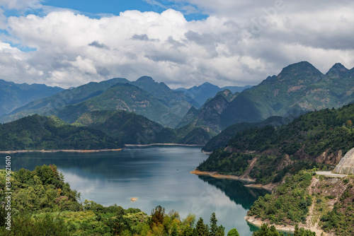 Beautiful Lake and Mountain Scenery Wallpaper Background,  Qianxia Lake Reservoir, Lishui, China