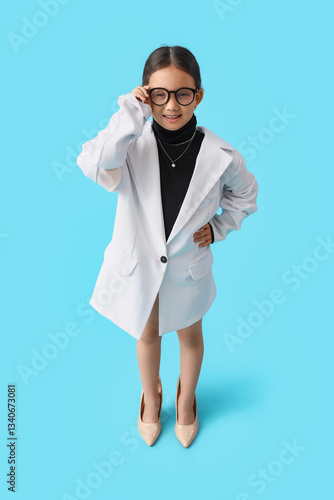 Cute little Asian businessw...