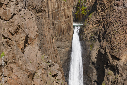 Obraz na płótnie Litlanesfoss waterfall and basaltic rocks. Lagarfljot area. East fiords. Iceland w salonie