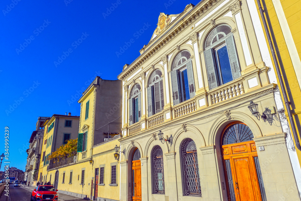 Fototapeta premium Uferstraße Lungarno delle Grazie in Florenz