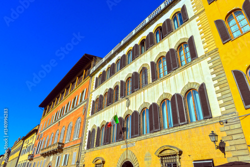 Fototapeta Naklejka Na Ścianę i Meble -  Palazzo an der Lungarno Corsini in Florenz