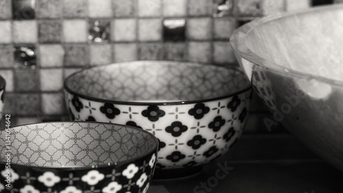 Obraz na płótnie Modern sink and treatment bowls in a professional beauty center for skincare and wellness w salonie