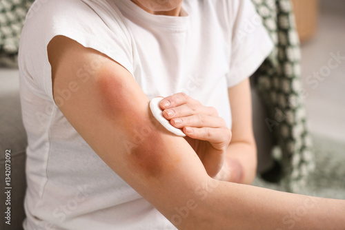 Beautiful young woman treat...