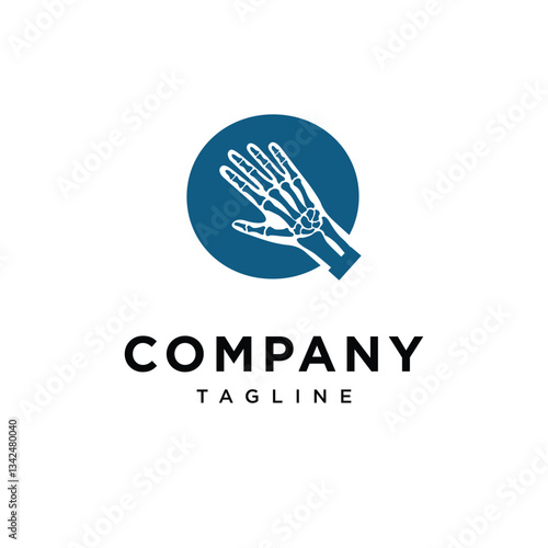 Letter Q Wrist Surgery Logo Icon