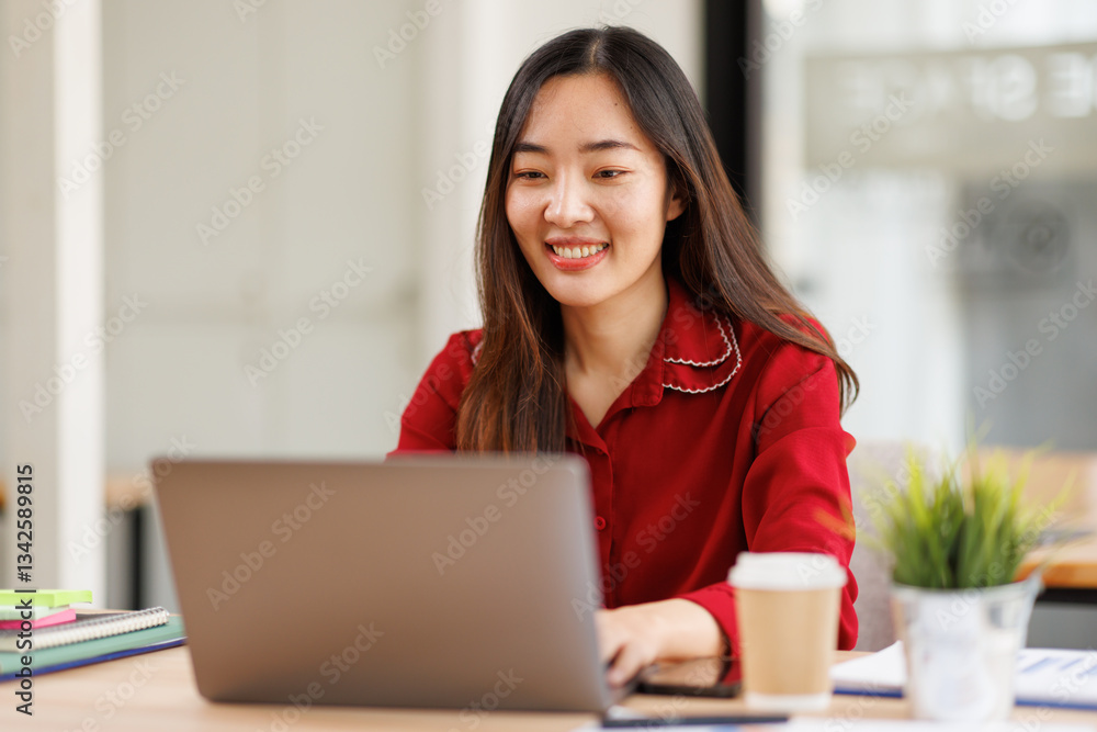 Asian Business woman using calculator and laptop for doing math finance on an office desk, tax, report, accounting, statistics, and analytical research concept
Asian Business woman using calculator and laptop for doing math finance on an office desk, tax, report, accounting, statistics, and analytical research concept