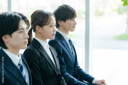 就職活動する学生【撮影協力:スカパー東京メディアセンター】	