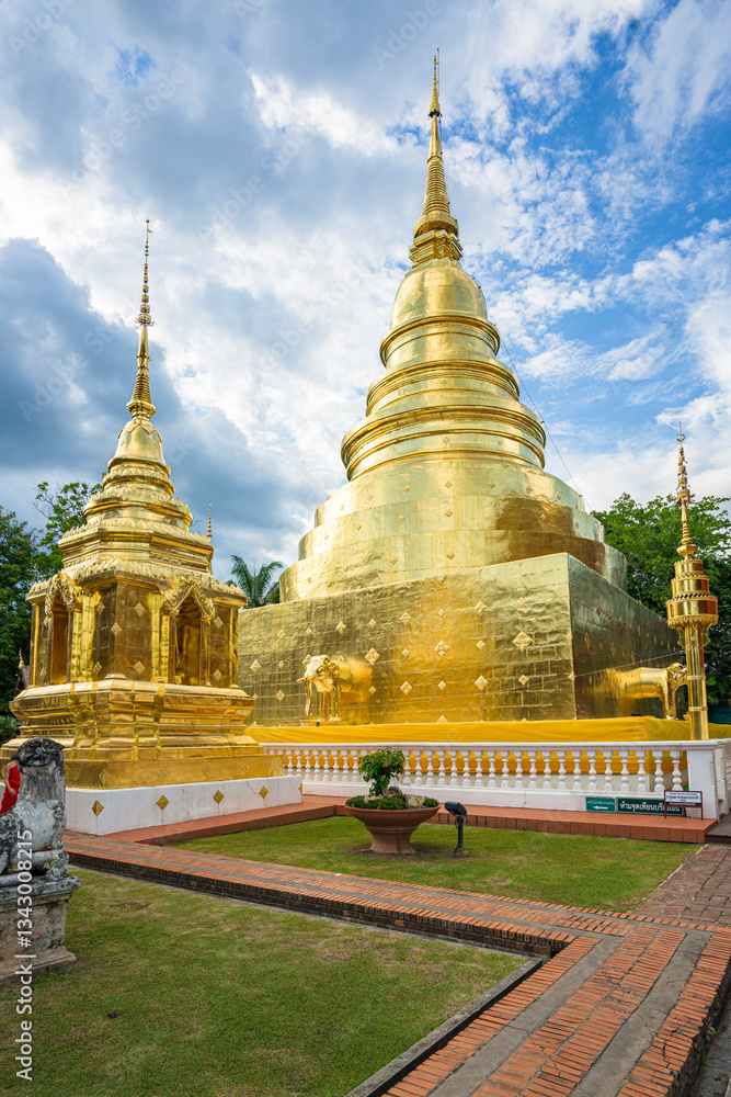Naklejka premium Wat Phra Singh temple, Chiang Mai