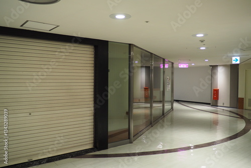 地下のシャッター街