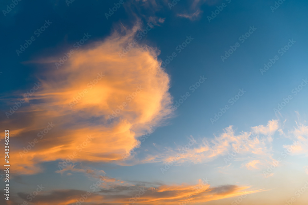 Fototapeta premium Picturesque orange clouds during sunset