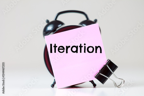 Billede på lærred iteration text on a sticker for reminders with an alarm clock