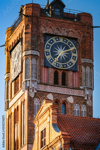 Obraz na płótnie the magnificence of Clock Tower in historic Torun's Old Town market