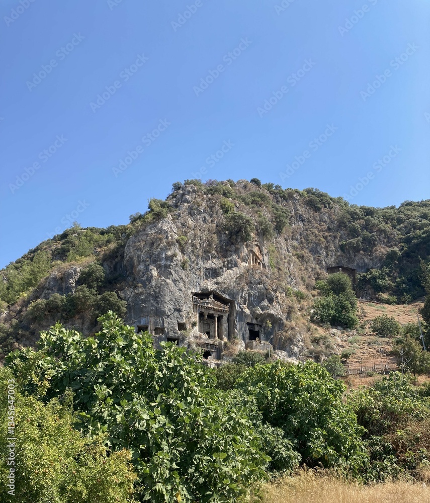 Fototapeta premium temple in the mountain