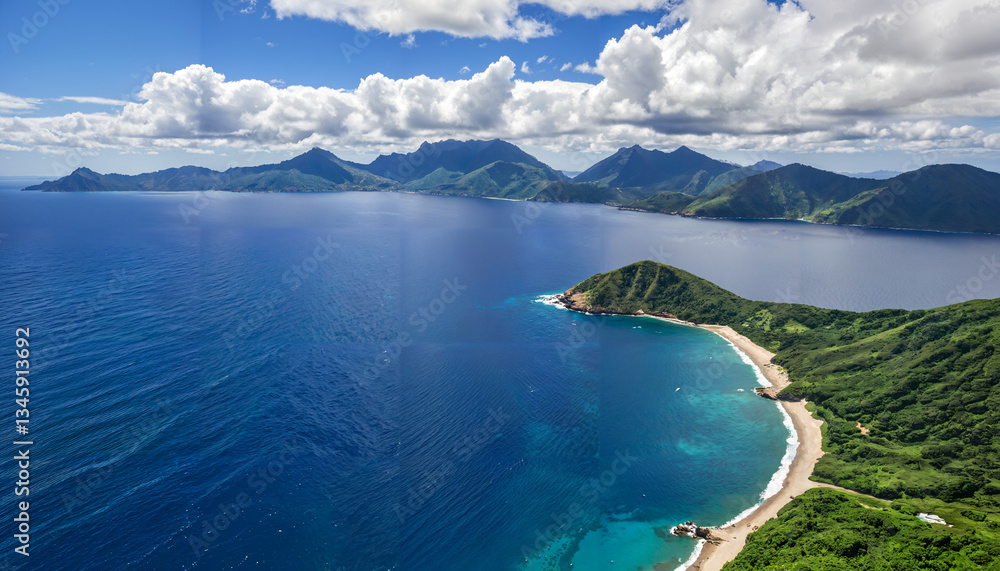 Fototapeta premium Paysage côtier sous un ciel nuageux