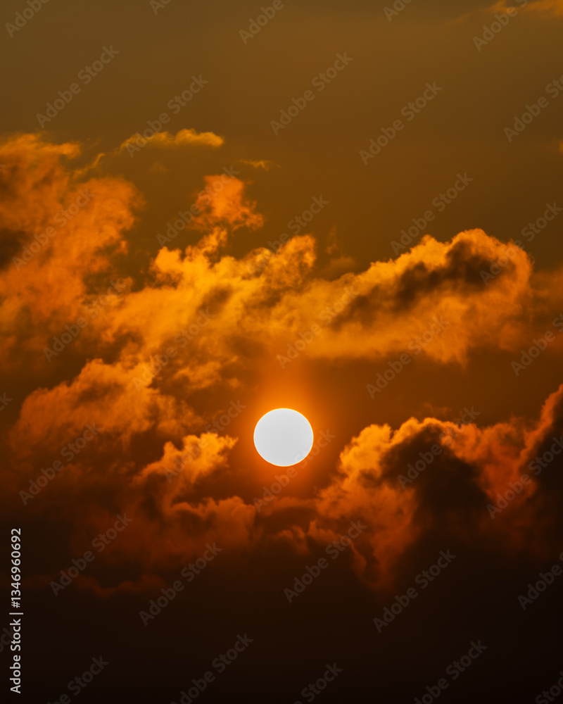 Fototapeta premium Sun in the clouds. sun with cloudscape.