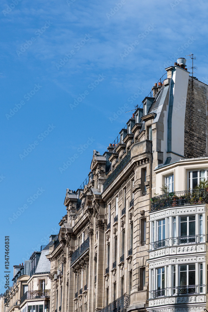 Fototapeta premium Close up architecture of residential buildings, downtown Paris, Spring sunny day