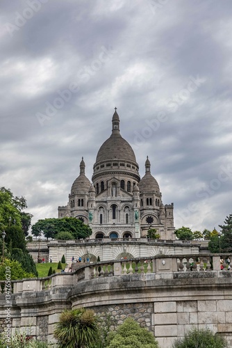 sacre coeur basilica in paris