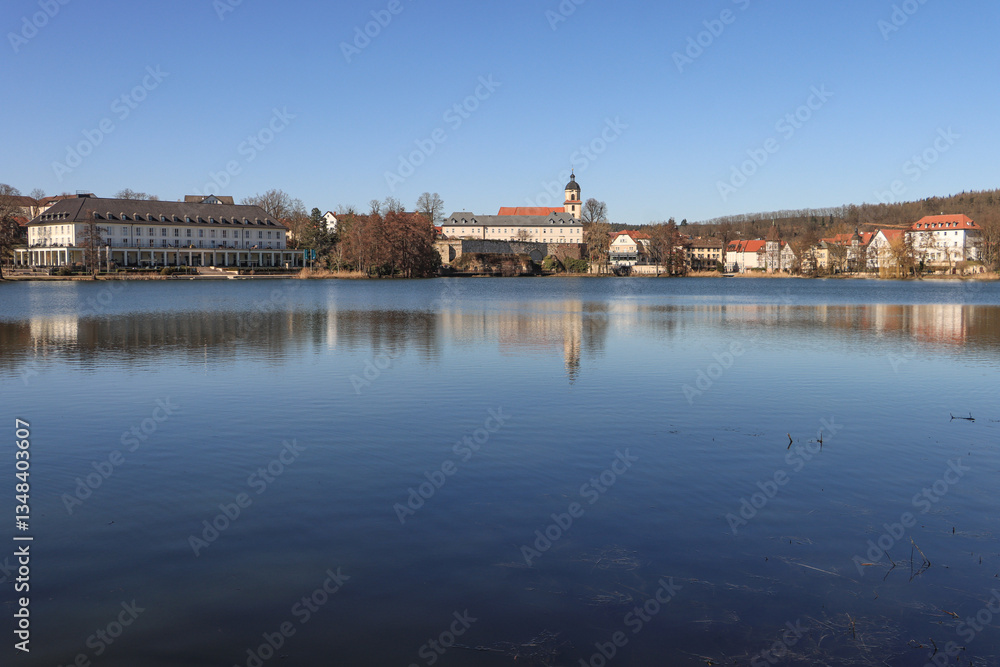 Blick über den Burgsee auf Bad Salzungen