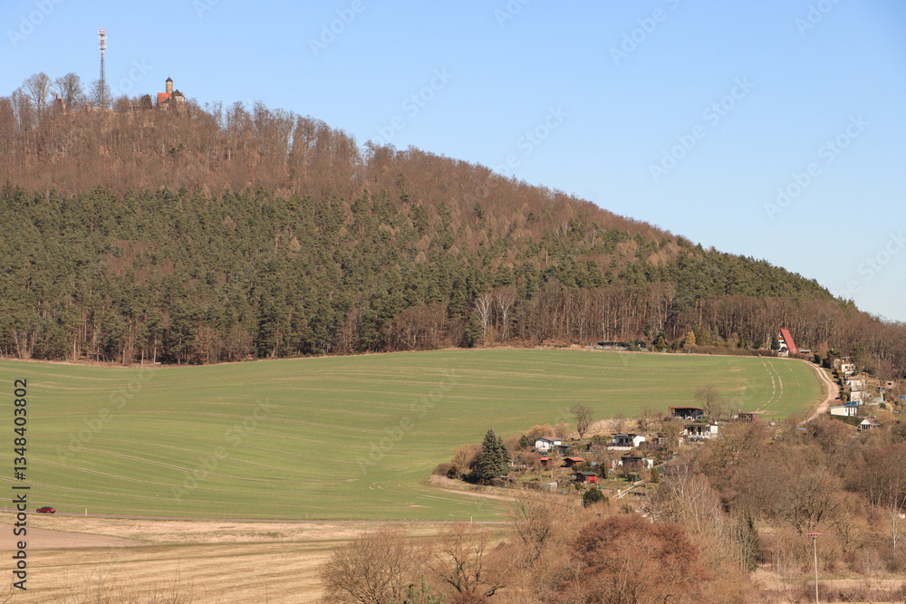 Vorfrühling im Werratal; Blick zum Krayenberg bei Merkers
