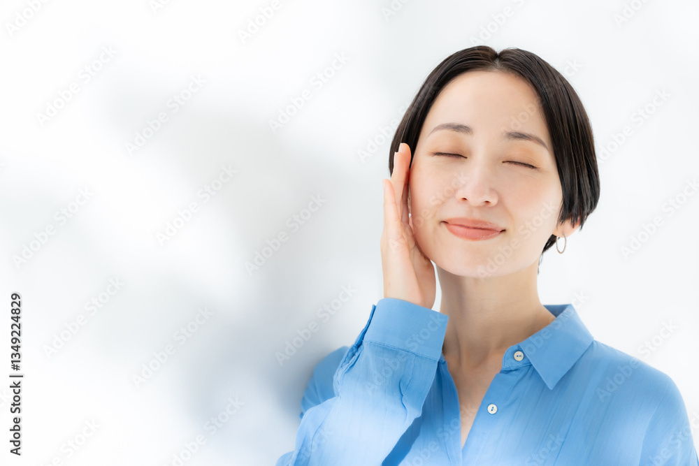 女性　スキンケア