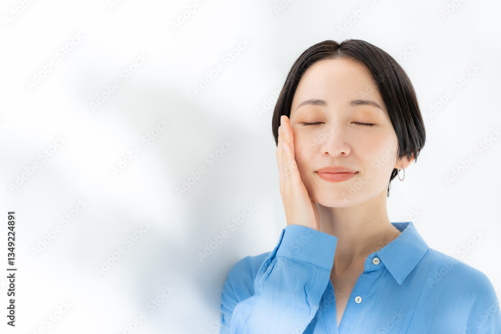 女性　スキンケア