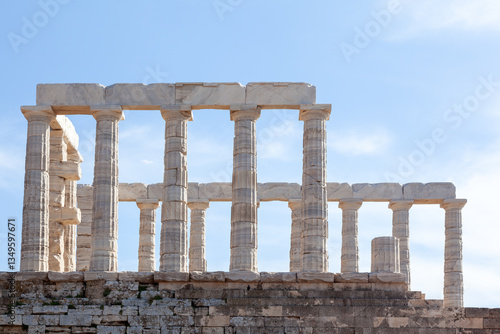 Obraz na płótnie Temple of Poseidon at Sounio Cape, in south Attica region, Greece, Europe. The temple was built in 5th century BC and was dedicated to the god of sea. w salonie
