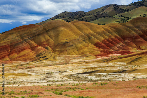 Obraz na płótnie North America, United States, Oregon, Central Oregon, Redmond, Bend, Mitchell. Series of low clay hills striped in colorful bands of minerals, ash and clay deposits. w salonie