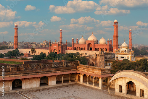 Photos Badshahi Mosque
