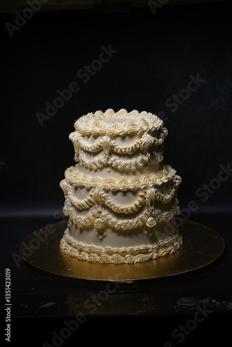 Wallpaper Mural Fancy Decorative Wedding Cake Torontodigital.ca