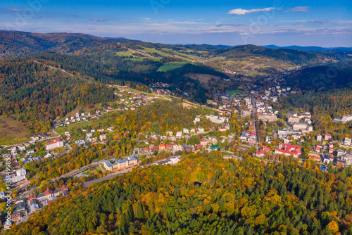 Centrum Krynicy-Zdroju z lotu ptaka.