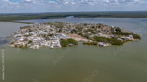 Fotografie aerial view of Chokoloskee Island from southwest, located at the edge of the Ten