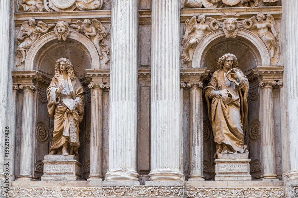 Fototapeta premium marble sculptures