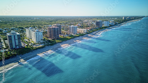 Tableau sur toile aerial north view of Juno Beach