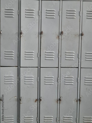 Obraz na płótnie metal lockers in the locker room w salonie