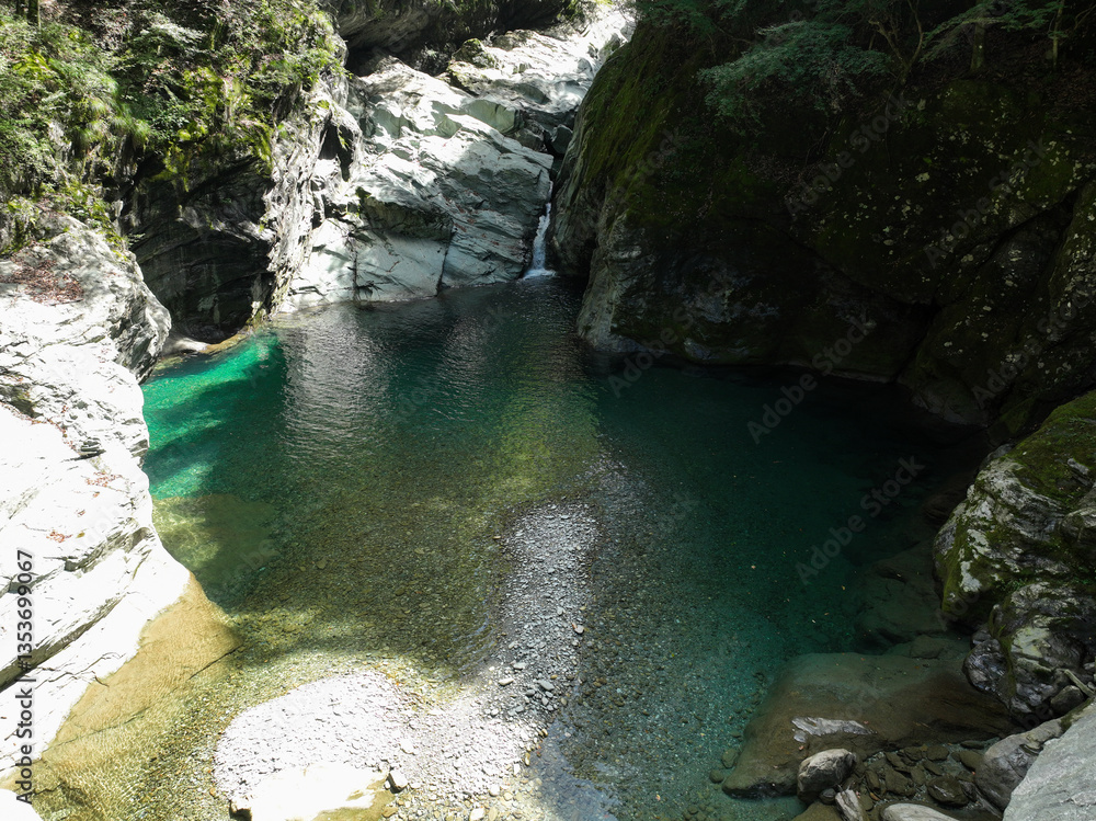 愛媛県西条市 止呂峡の風景