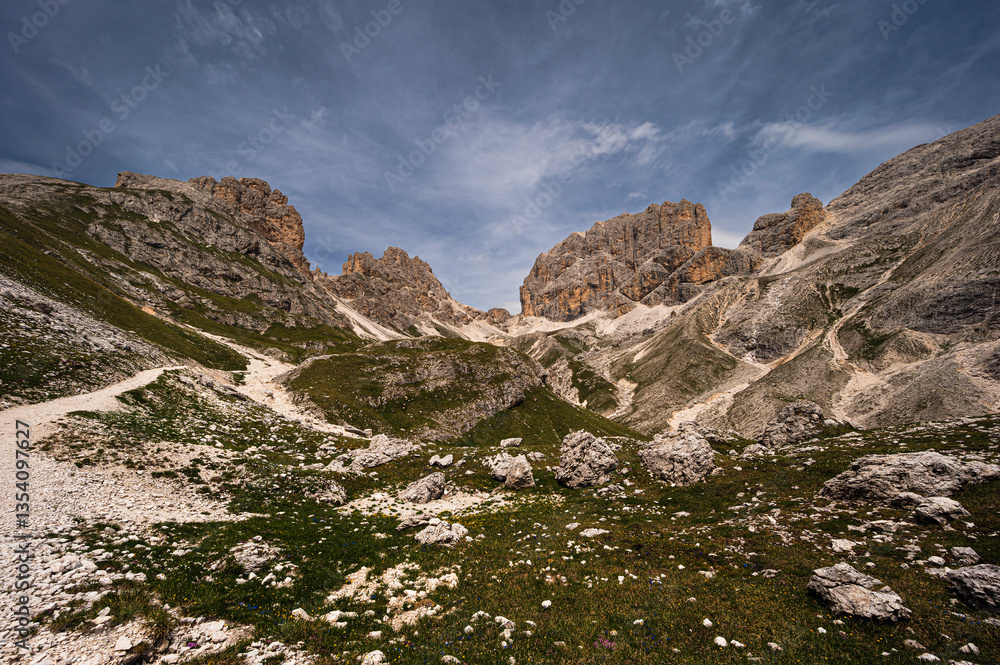 Fototapeta premium nature sceneries on the trail inside the Catinaccio mointain range, Vico di Fassa, Val di Fassa, Dolomites, Italy