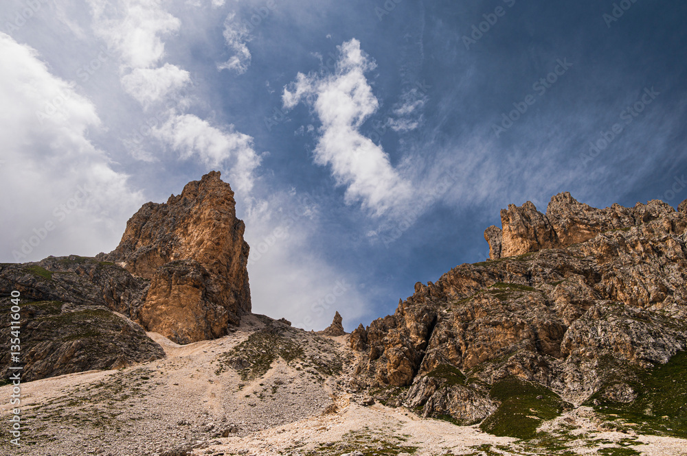 Fototapeta premium nature sceneries on the trail inside the Catinaccio mointain range, Vico di Fassa, Val di Fassa, Dolomites, Italy