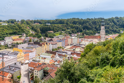 Idyllische Altstadt von Burghausen in Bayern - Deutschland