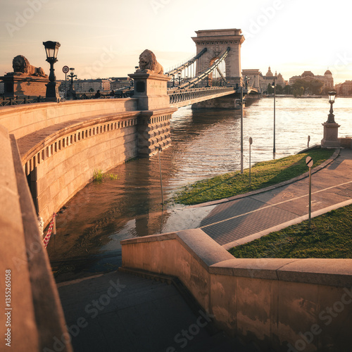 Chain Bridge in Budapest in the morning