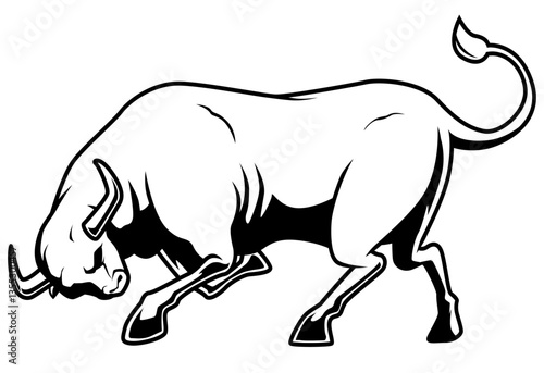 Schwarz-weiße Darstellung eines angriffsbereiten Stiers mit gesenktem Kopf. Symbol für Stärke, Energie, Entschlossenheit und das Sternzeichen Stier. Ideal für Ausmalbilder und Designs.