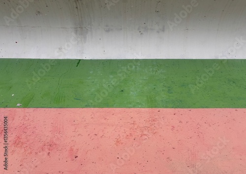 painted concrete white green and red stripes