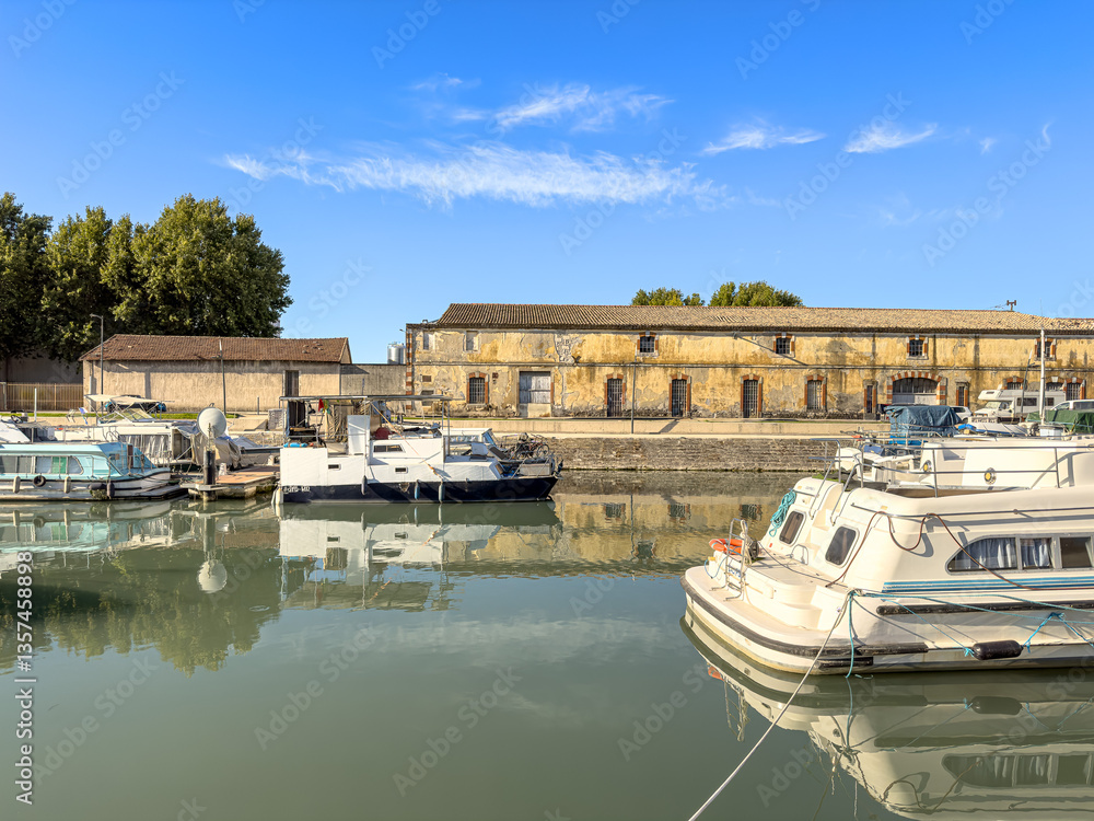 Discover the Secrets of Beaucaire, a French Village that Preserves its Old Street View