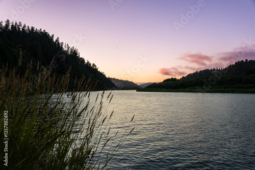 Tableau sur toile Sunset on the Klamath River near Redwoods National Forest, California