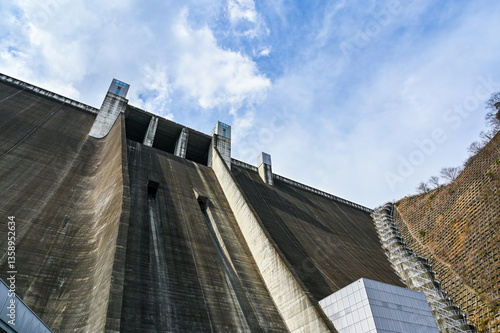 Wallpaper Mural 神奈川県の宮ヶ瀬ダム Torontodigital.ca