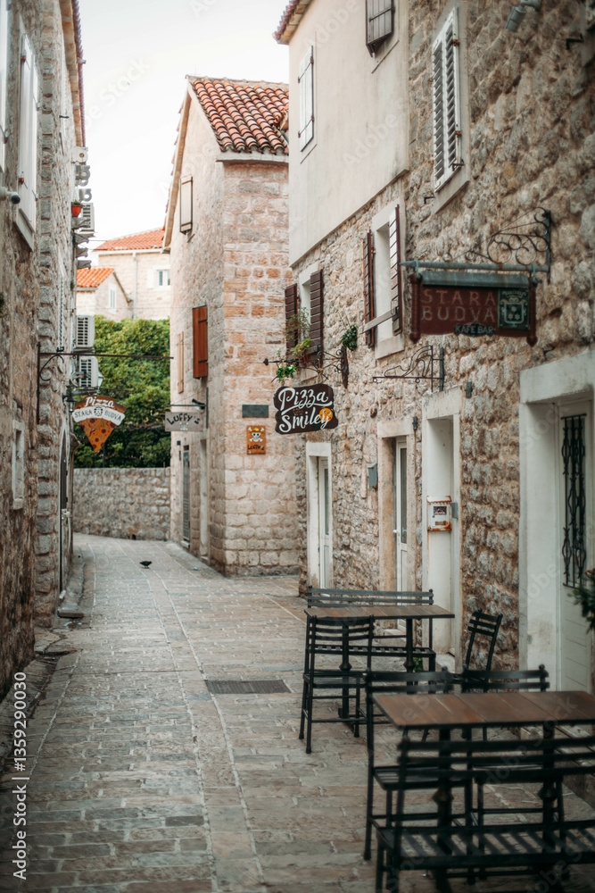 Obraz premium Montenegro, Budva old town at dawn 