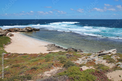 Obraz na płótnie indian ocean at cape vlamingh at rottnest island in australia w salonie