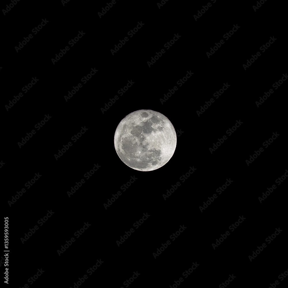 The moon on 26 Nov 2015 20:05 The moon on 26 Nov 2015 20:05
