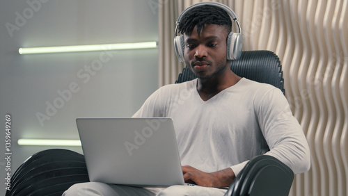 Bilde på lerret Futurism African American man male programmer developer designer cyber data guy