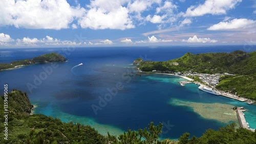 父島旭山からの眺望_二見港