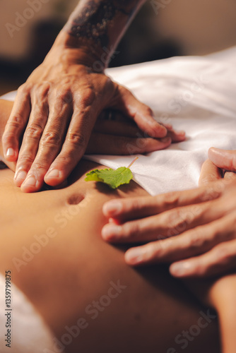 Sanfte Ayurveda-Massage – Entspannung, Heilung und Achtsamkeit durch Berührung