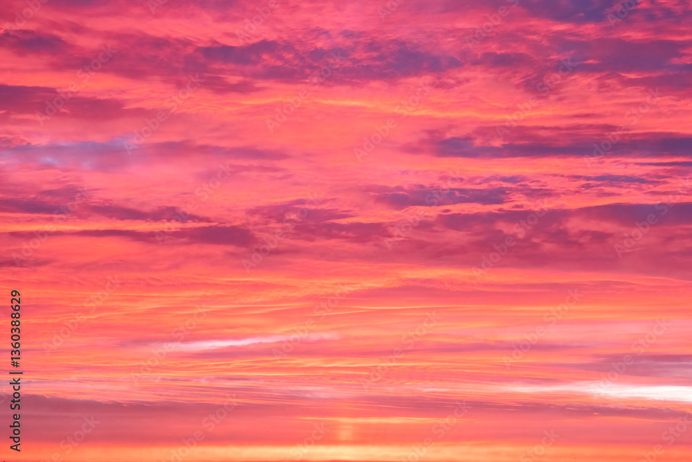 Obraz premium Dramatic Sunrise or Sunset